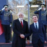 Rama “godet” Kurtin: Nuk kam ndërhyrë kurrë në politikën e Kosovës, tentativat e tyre në Shqipëri ishin qesharake
