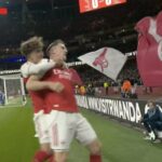 Arsenali shënon në fund të ndeshjes ndaj Everton