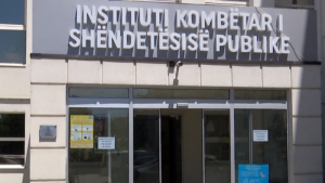 Tetë raste me fruth në Kosovë, IKSHPK-ja thërret prindërit që t’i vaksinojnë fëmijët