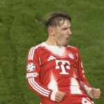Është vetëm 17-vjeçar, Karl shënon golin e dytë për Bayernin