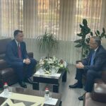 Bedri Hamza ia dorëzon detyrën Faton Pecit