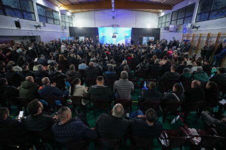 Abdixhiku pas tubimit në Hajvali: Prishtina do të ecë përpara, pa bllokada me zhvillim