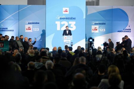 Abdixhiku në Llap: Herët e keni kuptuar se shteti nuk ndërtohet me sharje por me mençuri