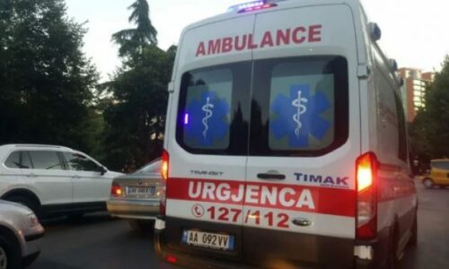 27-vjeçari bie aksidentalisht nga ndërtesa në Tiranë