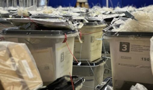 MPJD fton diasporën të dalin në votime: Vota juaj është e rëndësishme