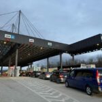 Mbi 2 orë pritjet e mërgimtarëve për të dalë nga Kosova