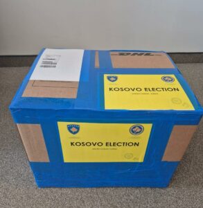 KQZ sot vazhdon numërimin e pjesës tjetër nga votimi me postë