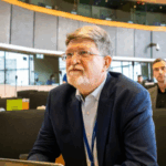 Festa e krerëve serbë me këngë çetnike për Krishtlindje, raportuesi Picula: S’ka negociata për anëtarësim me njerëz të tillë