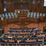 Vazhdon cirku në Kuvend: Dështon edhe sot seanca, të hënën episodi i 50’të