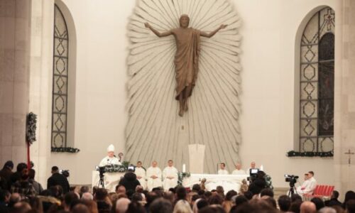 Sot festohet Krishtlindja, Imzot Dodë Gjergji: Kosova ka nevojë për stabilitet më të madh politik