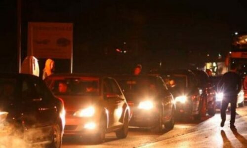 Pritjet deri dy orë, kjo është gjendja e fundit në pikat kufitare