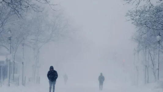 Moti i keq paralizon SHBA-në: Anulohen mbi 5000 fluturime, më shumë se 600 mijë prona pa rrymë