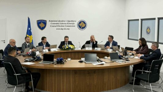 Zgjedhjet e reja: Presidentja u kërkon partive emrat për anëtarë, deri më 31 mars pritet konstituimi i KQZ-së së re