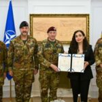 Osmani e dekoron Barduanin me Medaljen Presidenciale Ushtarake: Simbol i mirënjohjes së popullit tonë