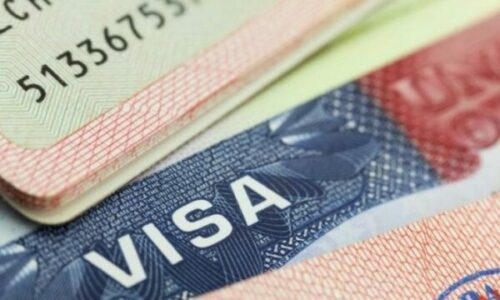 Ambasada Amerikane në Tiranë me njoftim të rëndësishëm për qytetarët që aplikojnë për vizë