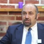Krisja e raporteve me SHBA-të, dëmtimi i shtetit nga Kurti e mbajtja pezull e institucioneve – krejt çka tha Xhaferi në Periskopi