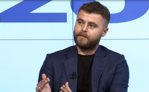Kryerrenci Kurti, i sosi fukaratë