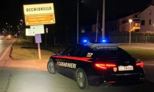 Itali: Nuk i shërbyen më shumë pijë alkoolike, klienti shqiptar ther me thikë pronarin dhe djalin e tij