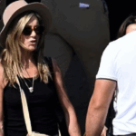 Jennifer Aniston kapet në Mallorca më Jim Curtis
