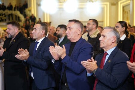 Lekaj nga Suhareka: Sallat e mbushura janë dëshmi e bashkimit të madh rreth numrit 129