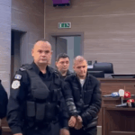 Naim Murseli i prangosur, nën masa të rrepta sigurie futet në sallën e Gjykimit