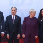 Osmani mbërrin në Durrës për Samitin e Bërdo-Brionit, pritet nga Begaj