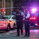 Babai i oficerit të vrarë në New York pësoi sulm në tru pasi mori lajmin për vdekjen e të birit