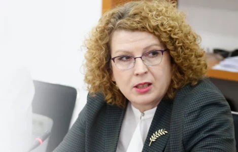 Rozeta Hajdari në kohë zgjedhjesh merr një vendim për naftën