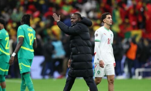 Trajneri i Senegalit kërkon falje: Nuk duhej t’ju thosha lojtarëve të dilnin nga fusha
