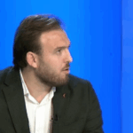 Ajvazi: Mos shkoni me i terrorizu prodhuesit, një kompani me investitor të huaj e me rreth 20 milionë investime është vizituar nga policia për t’ia ndalur rrymën