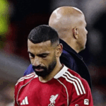 Arne Slot do të bisedojë sot me Mohamed Salah për ndeshjen ndaj Brighton