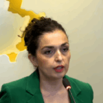 Kushtetuesja foli, pse po “hesht” Vjosa Osmani?