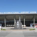 Vodhi një veturë verës në Gjermani, i dyshuari arrestohet në aeroportin e Prishtinës
