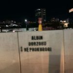 Grafite“Albin dorëzohu në prokurori” në kënde të ndryshme të kryeqytetit
