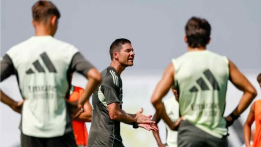 Xabi Alonso shtrëngon disiplinën te Real Madridi, vendos një rregull të ri stërvitjeje