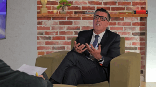 Nënkryetari i LDK-së: Arbër Ismajli nuk po garon vetëm me Alban Hysenin, por me gjithë lidershipin e VV-së