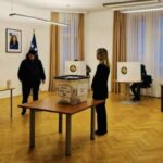 Votimit në përfaqësi diplomatike, KQZ: Deri tani kanë votuar 7 mijë e 79 persona, s’ka parregullësi serioze
