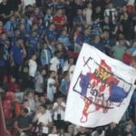 Serbia rrezikon të humbasë tifozët në ndeshjen me Shqipërinë, pritet dënimi nga UEFA pas thirrjeve kundër Kosovës