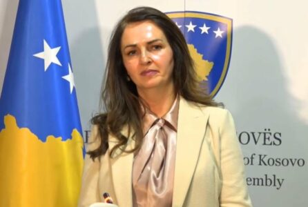 Nagavci ia kthen Presidencës: Sot garantoj që VV ia jep 30 nënshkrime Vjosa Osmanit