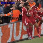 ‘Shpërthen’ atmosfera në Anfield, Liverpooli shënon dy gola të shpejt me Robertson dhe Salah