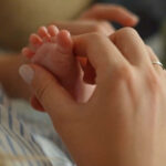 Kosova vazhdon të shtohet, mbi 20 mijë lindje u realizuan brenda 9 muajve të 2025-ës