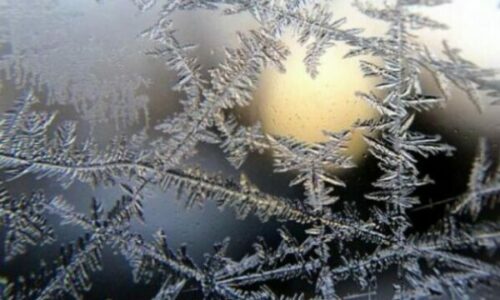 Moti sot: Vranësira dhe ngrica, temperaturat deri -4 gradë