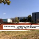 Interesimi për universitetet publike në Kosovë po bie nga viti në vit