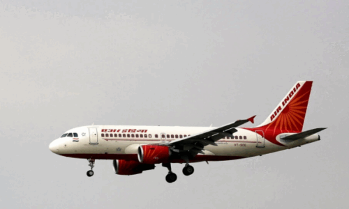 I zhdukur prej 13 vitesh, gjendet avioni Boeing 737 në parkingun e aeroportit në Indi