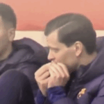 S’mundet pa cigare, portieri i Barcelonës kapet duke përdorur “snus”