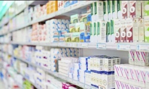 Mungesat në listën esenciale të barnave janë rritur 200 %, pavarësisht rritjes së buxhetit, thotë kryetari i Odës së Farmacistëve