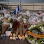 Kryeministri australian fishkëllehet ndërsa nderohen viktimat e sulmit në Sidney