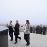 Hamza nderon me homazhe Mujë Krasniqin dhe 41 dëshmorë të UÇK-së në Skenderaj