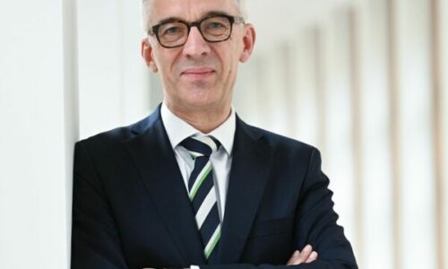 Ambasadori gjerman pret nga Qeveria e re “angazhim të fortë në dialogun me Serbinë”