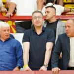 Thirrje “vdekje për shqiptarët” në ndeshjen e basketbollit Maqedoni – Rumani, në sallë ishte i pranishëm edhe Kryeministri Mickoski